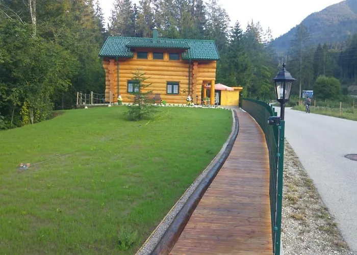 Ferienwohnungen Blockhaus - Zwergenhaeusl Gruenau Im Almtal